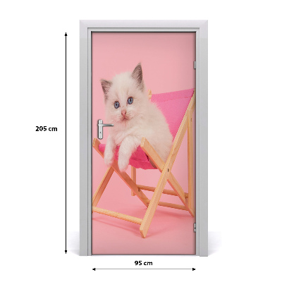 Samolepící fototapeta na dveře Kočka na lehátku