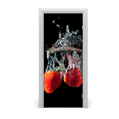 Fototapeta na dveře samolepící jahody pod vodou