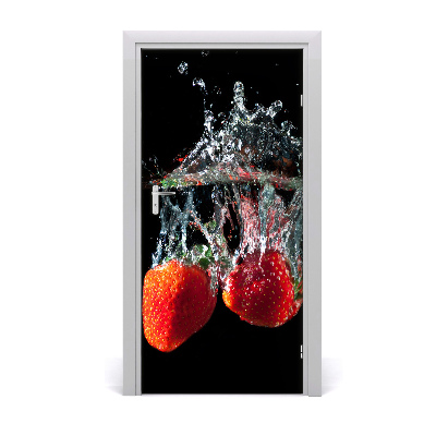 Fototapeta na dveře samolepící jahody pod vodou