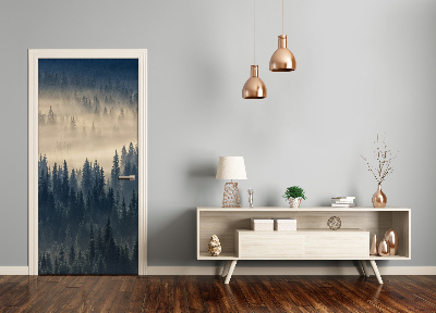 Fototapeta na dveře samolepící mlha nad lesem