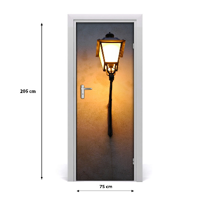 Fototapeta samolepící dveře stará ulička lampa