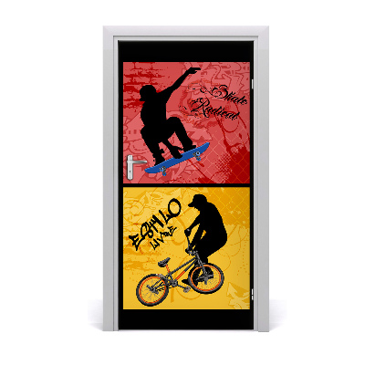 Fototapeta samolepící dveře kolo a skateboard