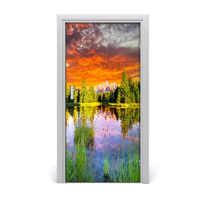 Fototapeta na dveře jezero v lese