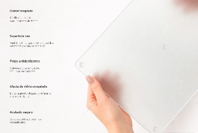 Skleněná krájecí deska se šestiúhelníkovým tvarem a poloprůhledným provedením