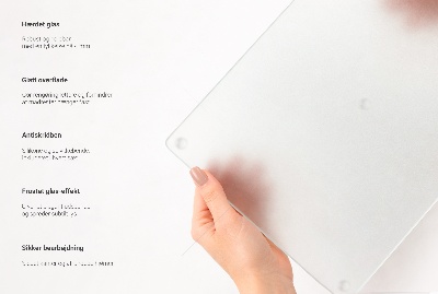 Skleněná krájecí deska se šestiúhelníkovým tvarem a poloprůhledným provedením