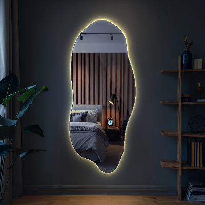 Nepravidelné zrcadlo s led osvětlením inovativní