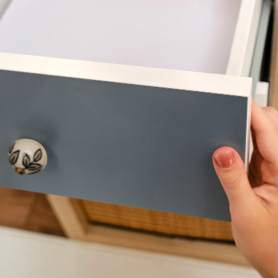 Samolepící tapeta na nábytek Pastelově tmavě modrá