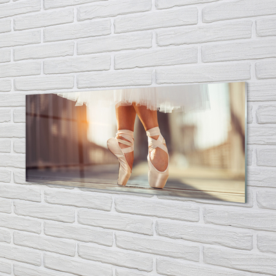 Skleněný panel Bílé baletní boty ženské nohy