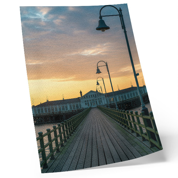Dekorativní plakát Dřevěná mostní lampa malebná obloha