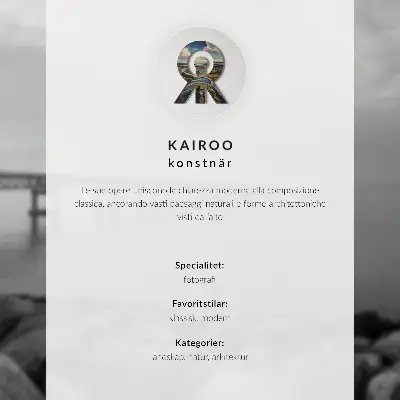 Plakát na zeď klidná krajina s mostem u skalnaté pláže pod šedou oblohou