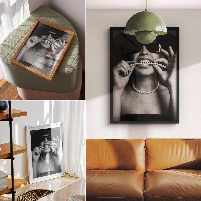 Plakátový obraz Černobílé brýle s kontrastními perlami ve stylu glamour