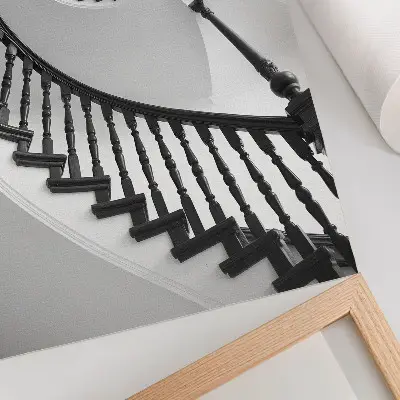 Plakát na zeď točité schodiště v černo-bílé moderní eleganci