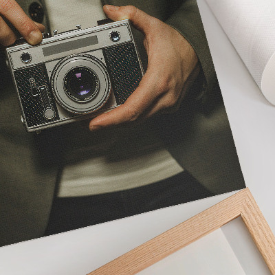 Nástěnný plakát Retro fotoaparát ruce elegantní retro styl