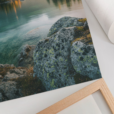 Dekorativní plakát Hory, jezero, ostrov, mlhavé ráno
