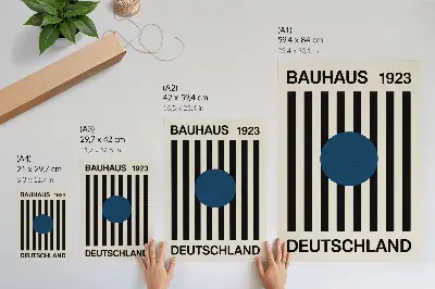 Nástěnný plakát s motivem černých linek na béžovém pozadí v tmavě modrém moderním stylu