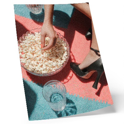 Dekorativní plakát Barevný koberec popcorn sklo elegantní postava