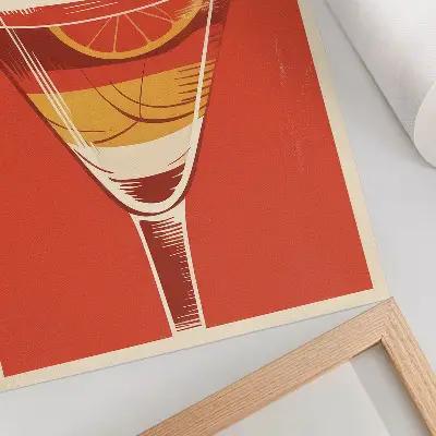 Dekorativní plakát s grafikou koktejlů v retro stylu s nádechem nostalgické elegance