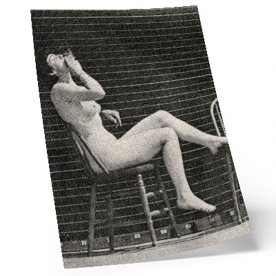 Plakát na zeď Žena sedící nahá na židli a kouřící cigaretu, Eadweard Muybridge