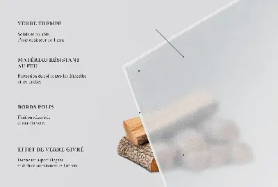  Skleněná podložka pod krbová kamna v poloprůsvitném obdélníkovém provedení