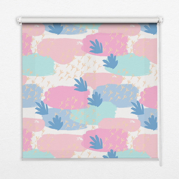 Látková roleta na okno ve vzoru stopy na barevném pozadí