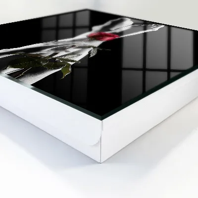 Designová skříňka na klíče s motivem elegance růže