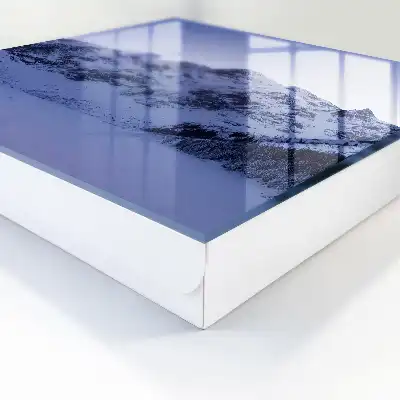Designová skříňka na klíče Zimní majestátnost