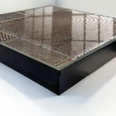 Designová skříňka na klíče Industriální vzor