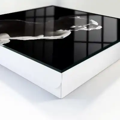 Designová skříňka na klíče Subtilní socha