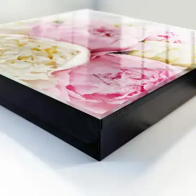 Designová skříňka na klíče Pastelové květiny
