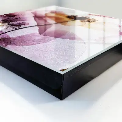 Designová skříňka na klíče Květinová elegance