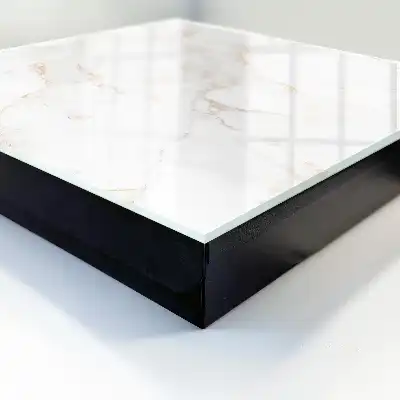 Designová skříňka na klíče Elegance mramoru