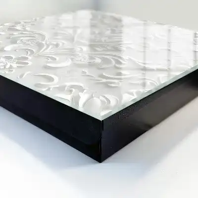 Designová skříňka na klíče Bohatý ornament