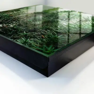 Designová skříňka na klíče Pavučina v lese