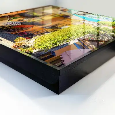 Designová skříňka na klíče Barevné městečko