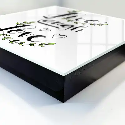 Designová skříňka na klíče Pozitivní typografie
