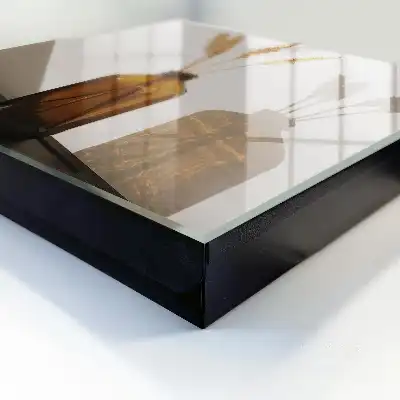 Designová skříňka na klíče Láhev obilí