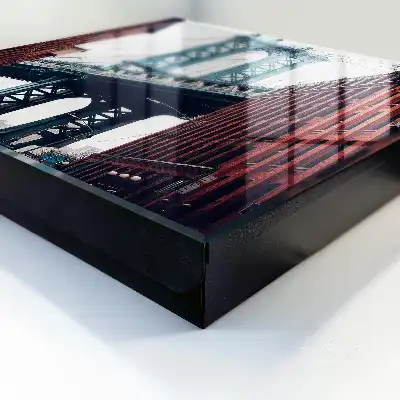 Designová skříňka na klíče Městský most
