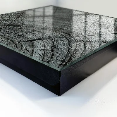 Designová skříňka na klíče s motivem letokruhů stromu