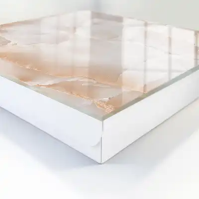 Designová skříňka na klíče Subtilní kámen
