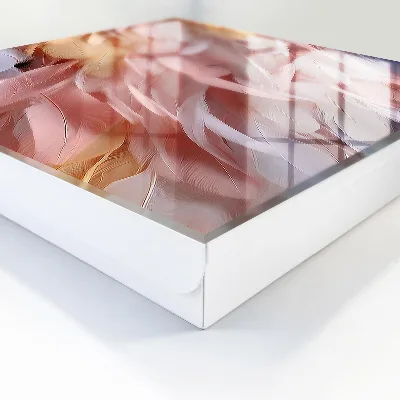 Skříňka na klíče s motivem pastelových pírek