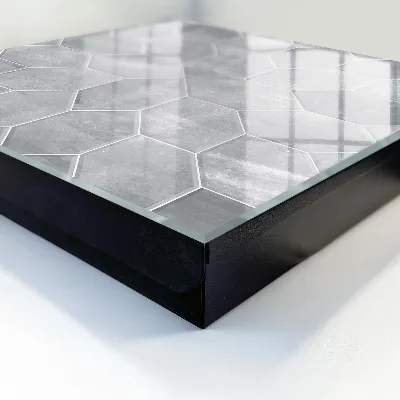 Skříňka na klíče v šedém geometrickém designu