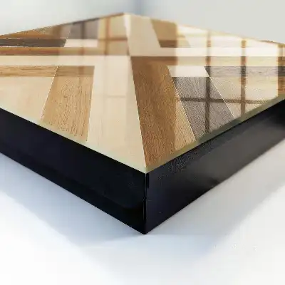 Designová skříňka na klíče Dřevěná elegance