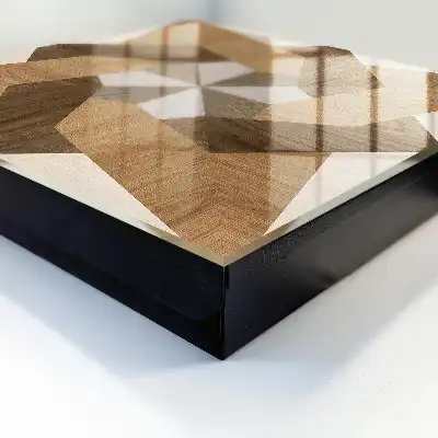 Designová skříňka na klíče Dřevěná hvězda