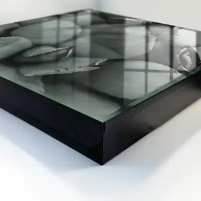 Designová skříňka na klíče Rostlinná elegance