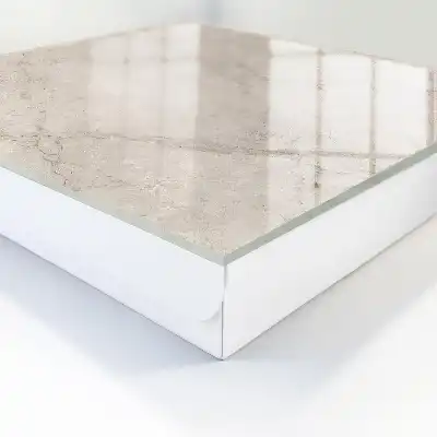 Designová skříňka na klíče Subtilní elegance