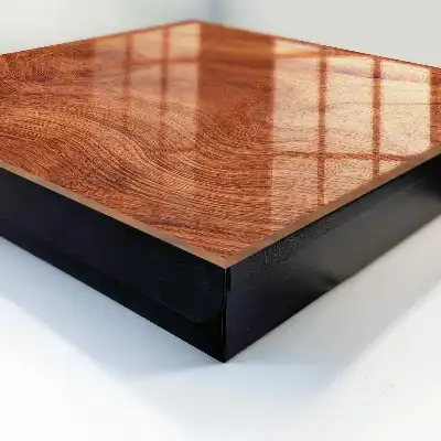 Designová skříňka na klíče Dřevěná textura