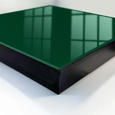 Designová skříňka na klíče v lahvově zelené barvě