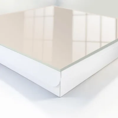 Designová skříňka na klíče v béžové kamenné barvě