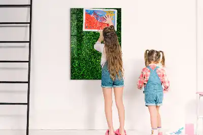 Magnetická kreslící tabule ve tvaru plotu z listů