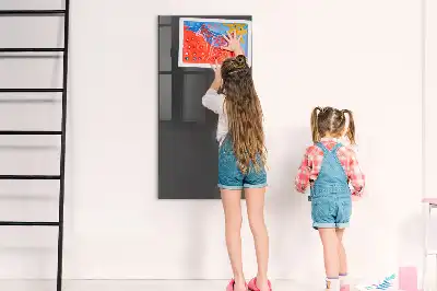 Magnetická kreslící tabule v šedé barvě